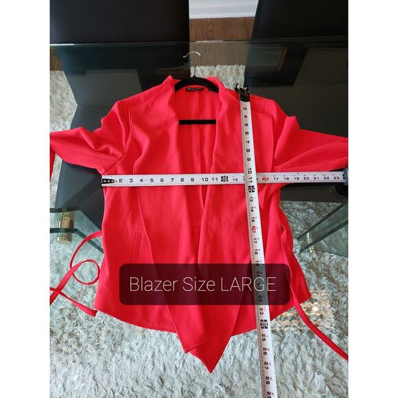 7th Avenue 2 Piece Suit Womens L/14 Red Pockets Slim Fit Notch Lapel Tie Waist - Picture 9 of 16